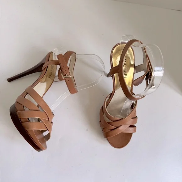 MICHAEL Michael Kors brown leather platform heels. Size 7 - Picture 10 of 16